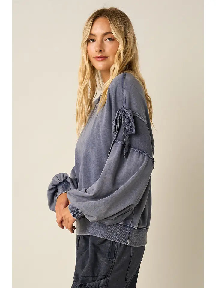 Bow Applique Washed Balloon Sleeve Sweatshirt