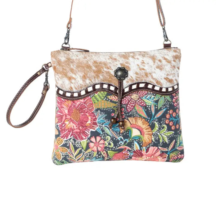 Dusa Small & Crossbody Bag