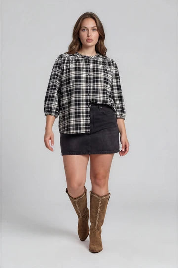 PLUS PLAID ROUND NECK BUTTON FRONT 3/4 SLEEVE TOP